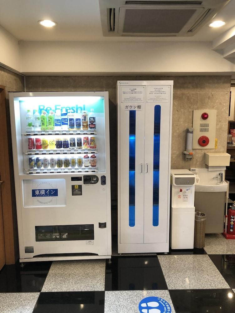 Toyoko Inn Yokohama Nishi-Guchi Exteriör bild